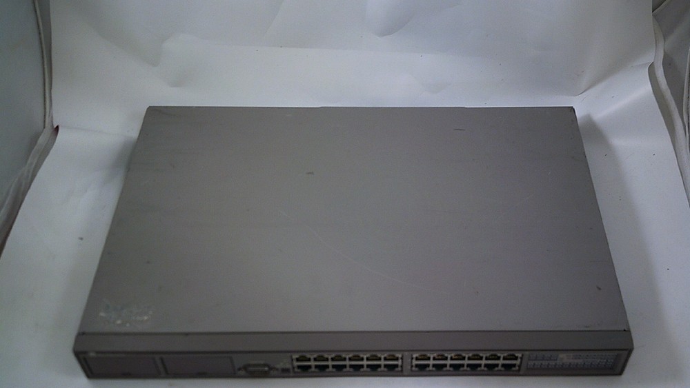 BAY NETWORKS, BAYSTACK 10BASE-T HUB