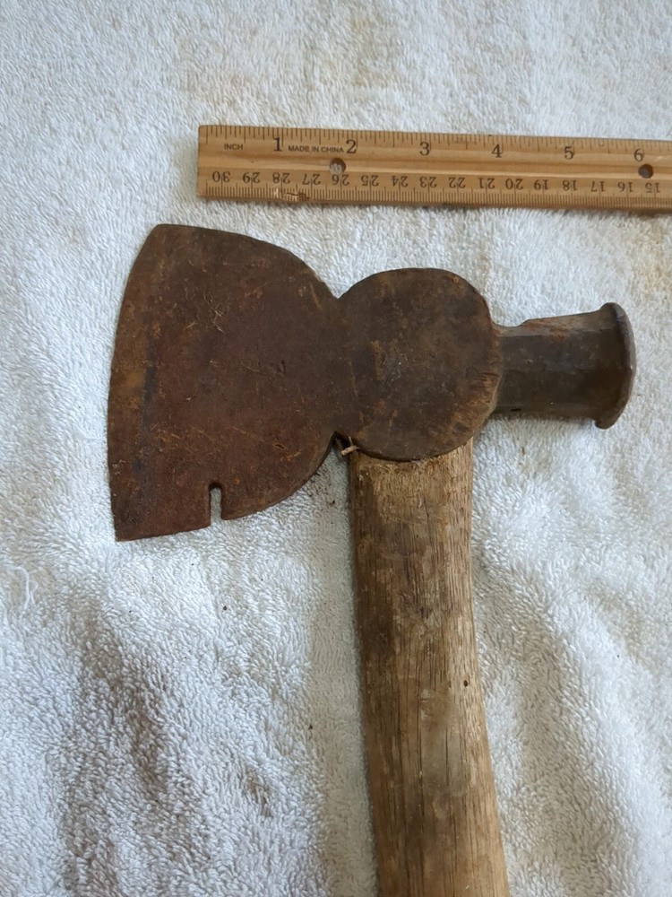 Vintage Antique Small Hatchet - Carpenter / Campfire / Nail Puller / Hammer