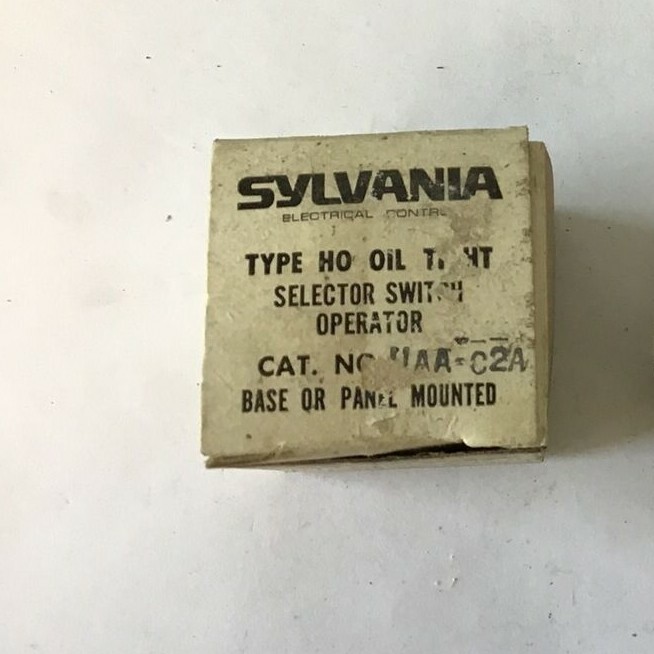 SYLVANIA UAA-C2A SELECTOR SWITCH OPERATOR OILTIGHT TYPE HO