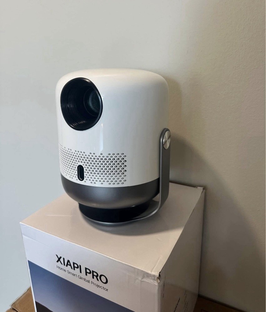Xiapi Pro Home Smart Gimbal Portable Projector