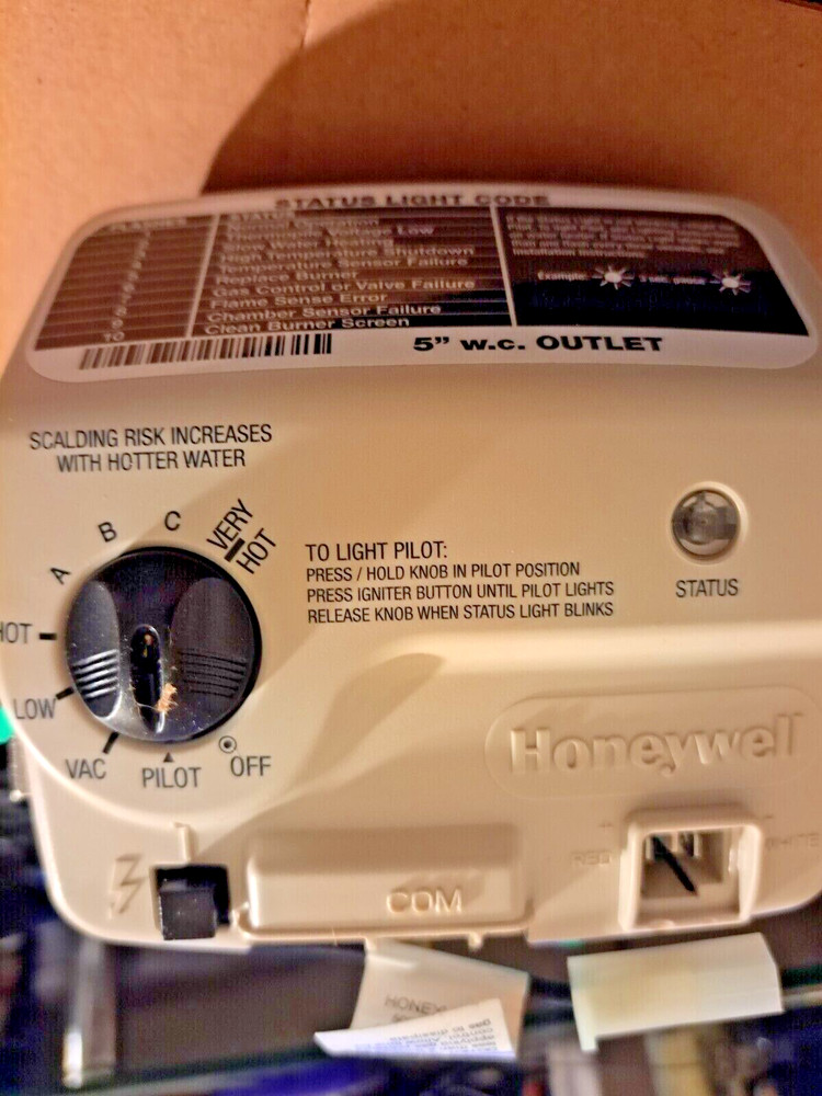 HONEYWELL WATER HEATER GAS CONTROL VALVE WV8860B1326 PART # 100094029