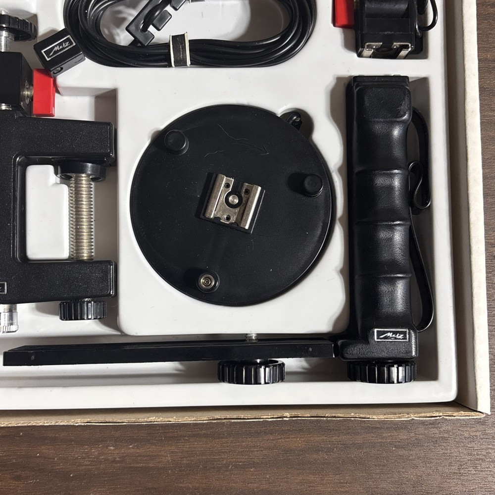 METZ Mecablitz Accessory Flash Kit Vintage Camera Mount