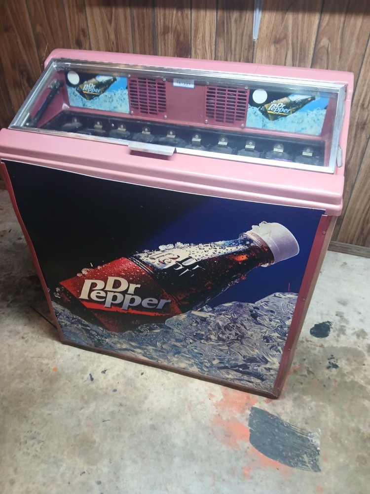 Dr Pepper Antique Soda Machine