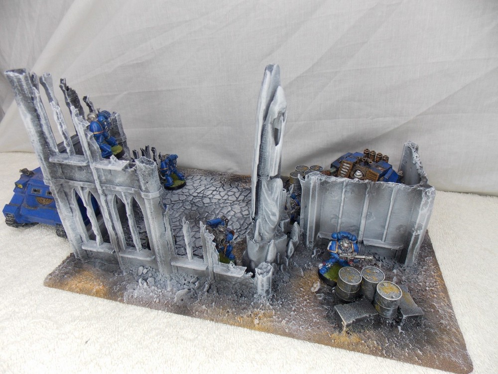 WARGAMING TERRAIN PAINTED BUILDING