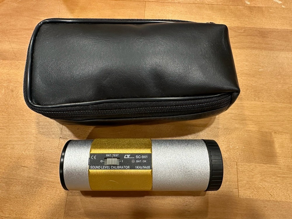 SC-941 - Sound Level Calibrator