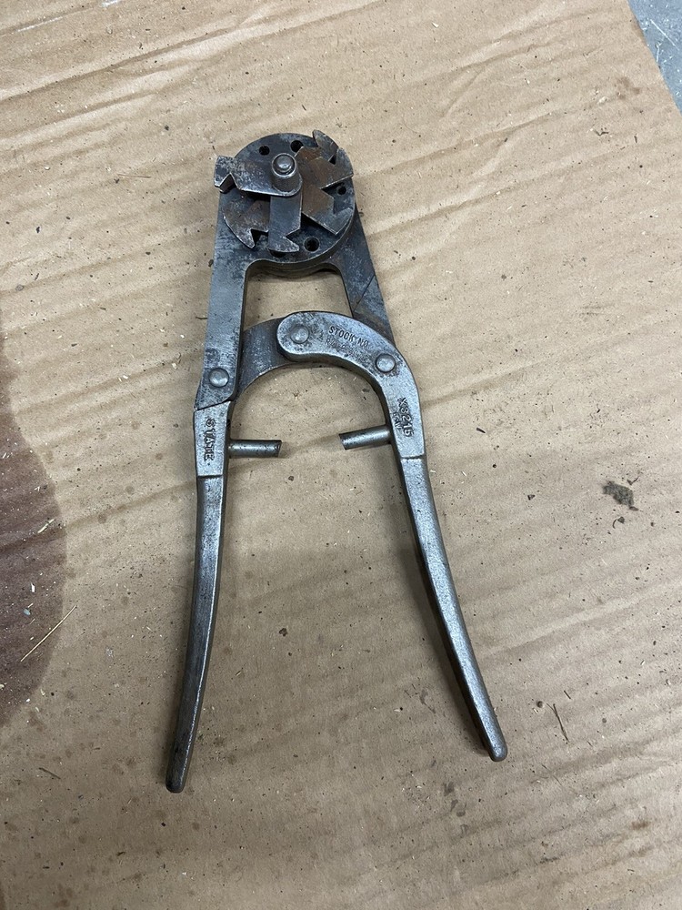 X3215 Rivet Tool