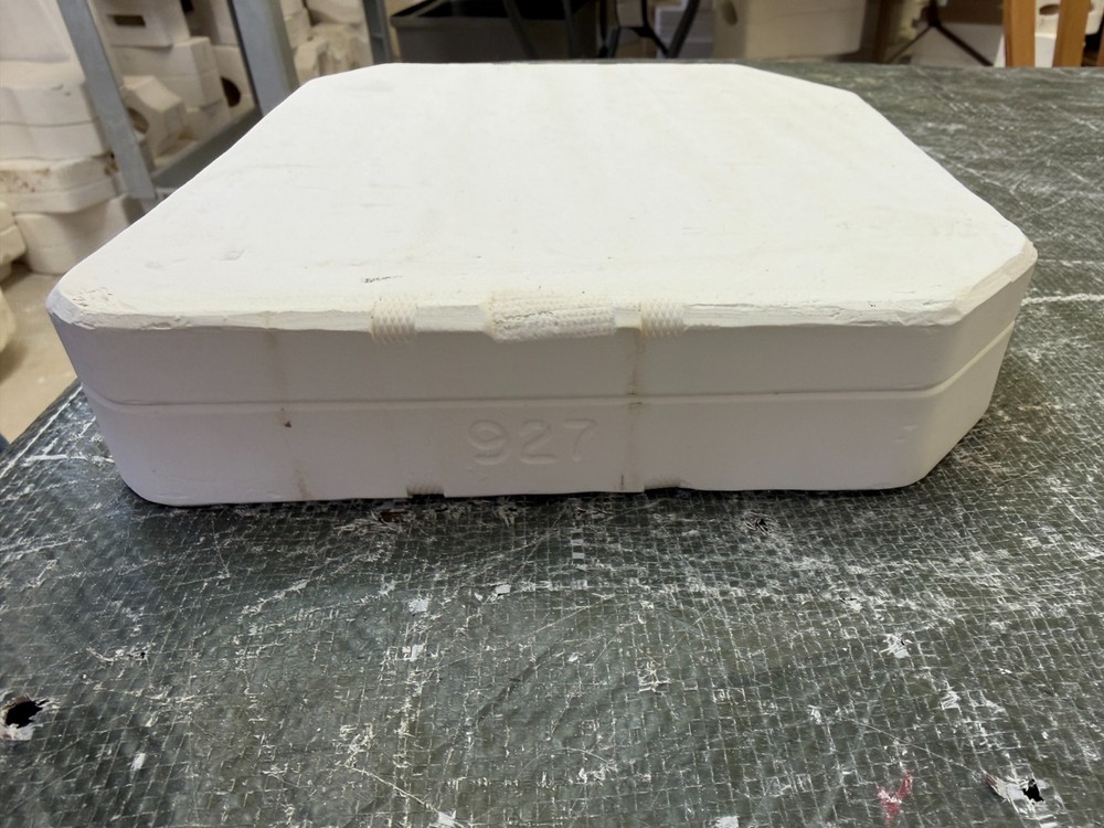 VINTAGE BOOTHE CERAMIC MOLD #927 SQUARE FRAME