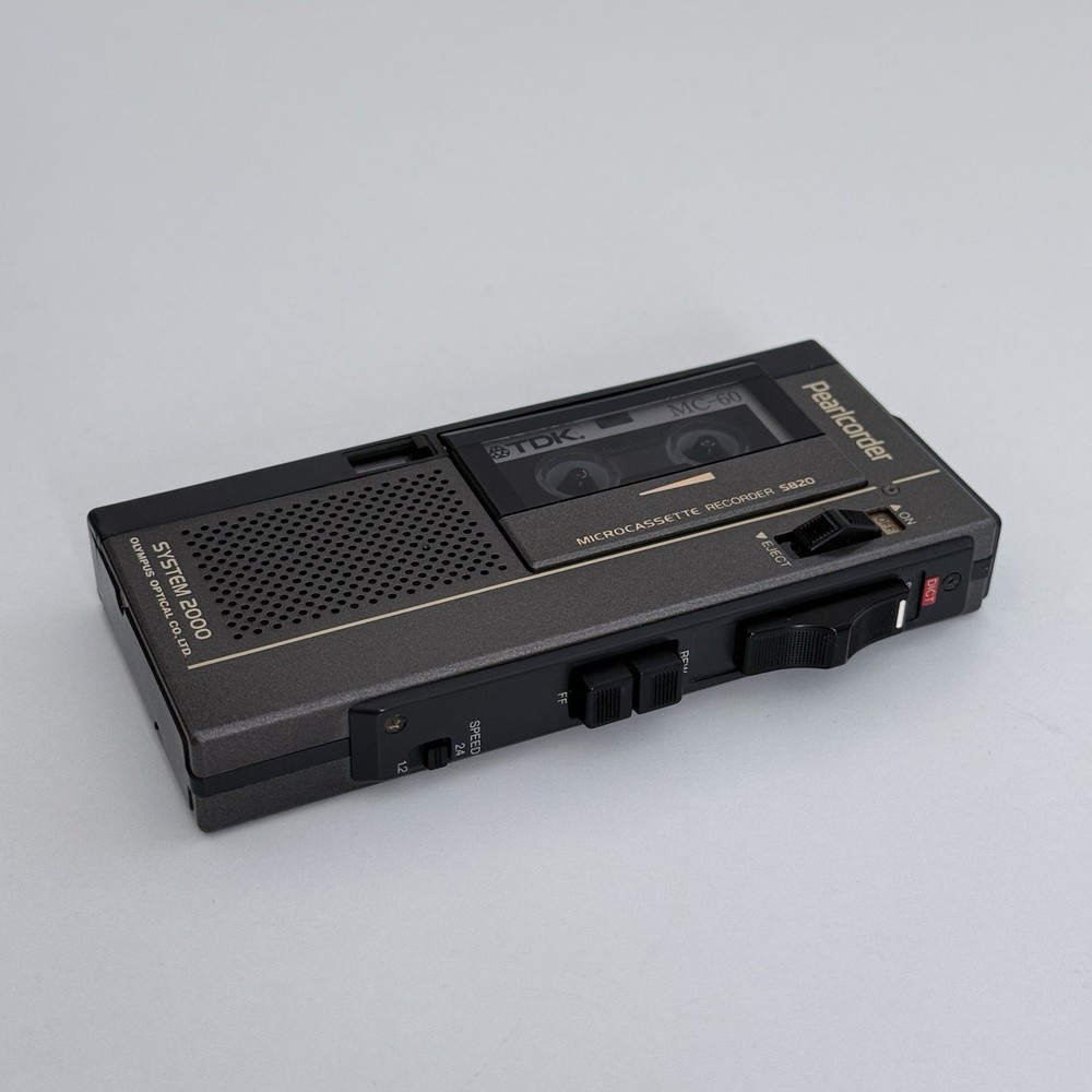 Olympus Pearlcorder Microcassette Recorder S820 System 2000 WITH POUCH