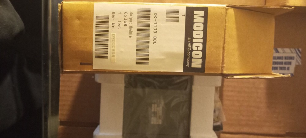 MODICON OUTPUT MODULE D0-1130-000 nos