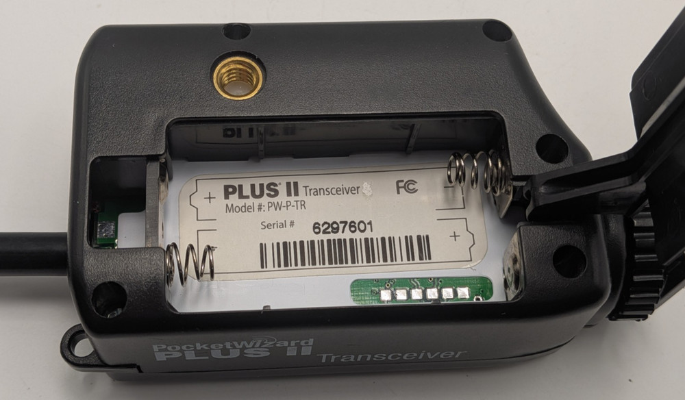 PocketWizard Plus II Transceiver + Free Sync Cable And Manual