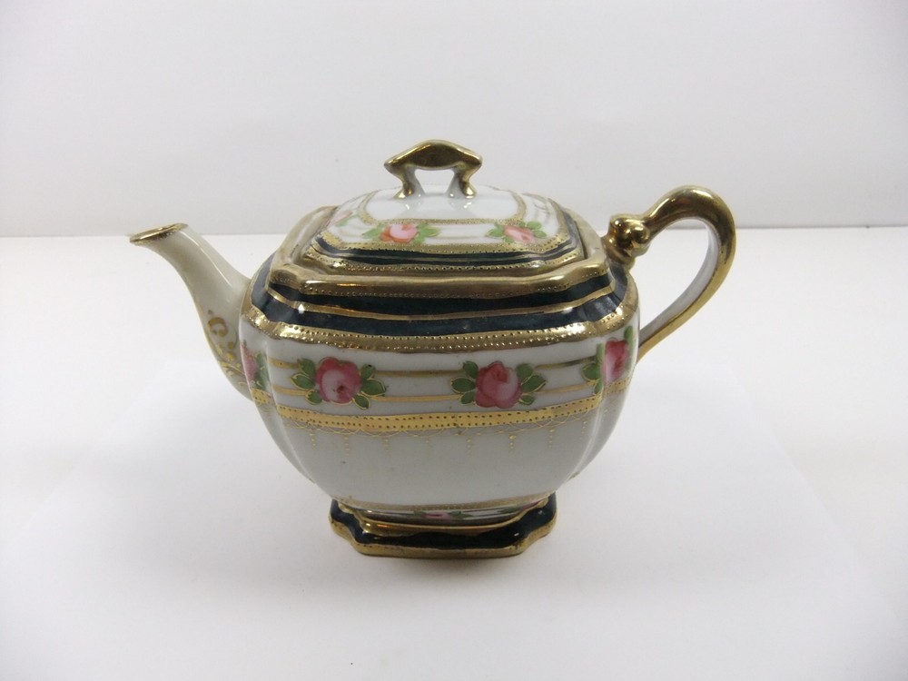 Nippon Teapot