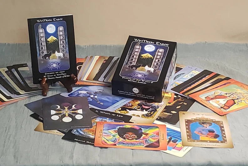 We'Moon Tarot Card Deck - Boxed Set!