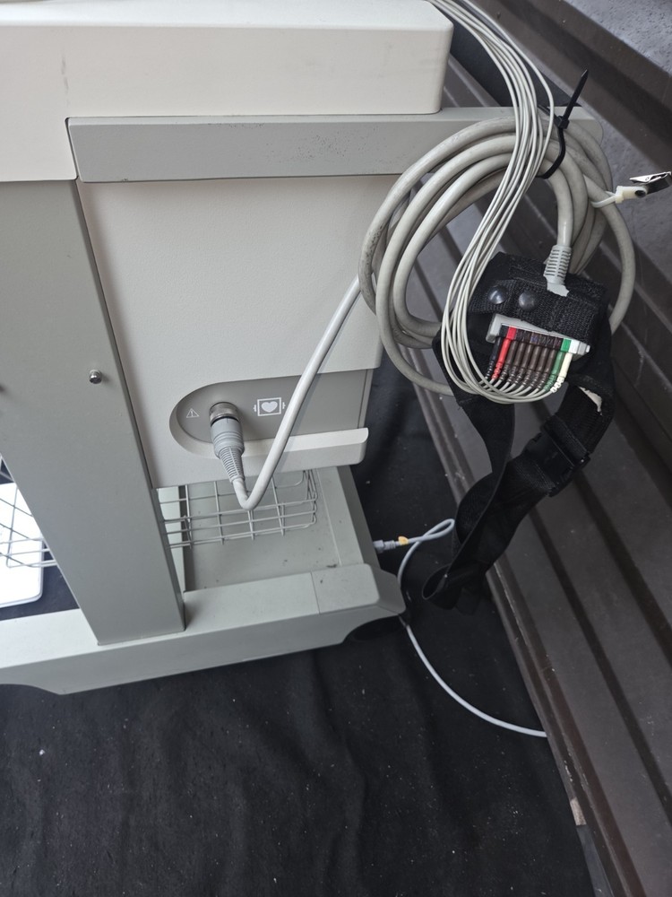 Quinton Q4500 Stress Test Machine System controller~ NO TREADMILL ~ WORKD GREAT