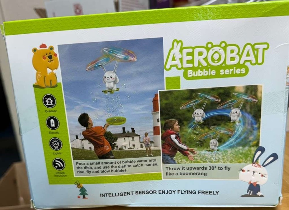 Aerobat Bubble Series Flying Bear With Bubbles