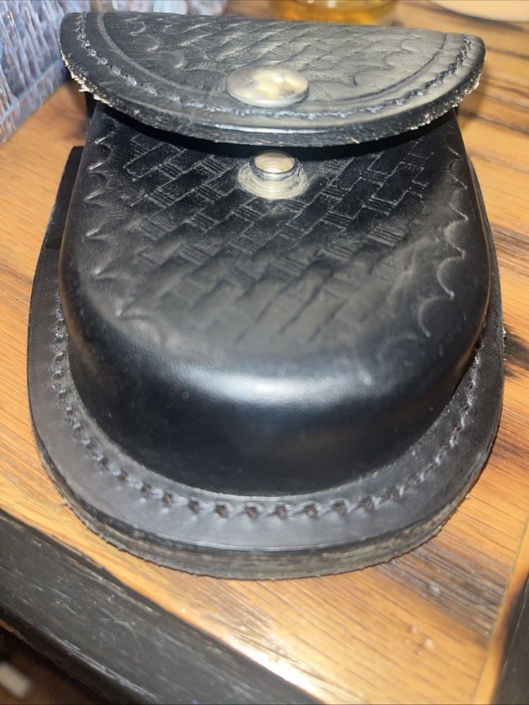Boston Leather 5514 Cuff Case