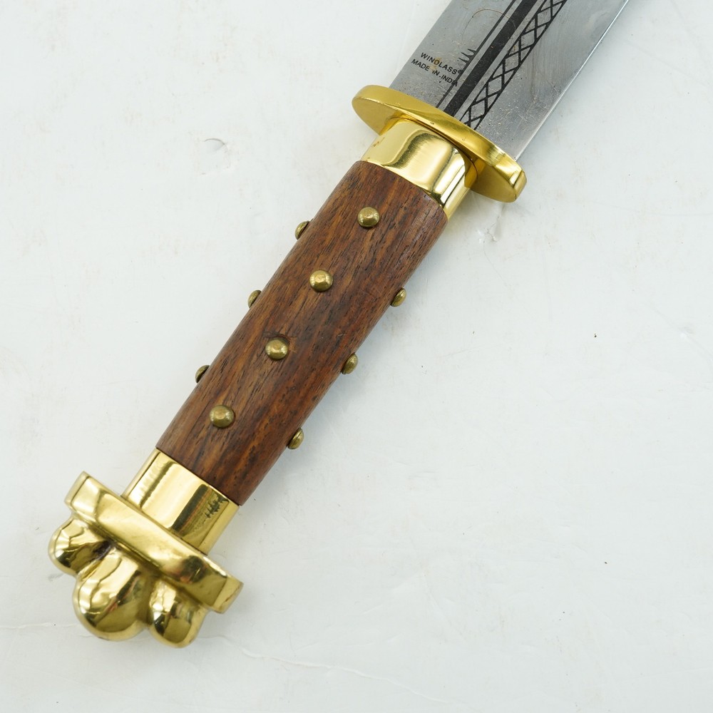 Seax Viking Daggers weapon Museum Replicas leather