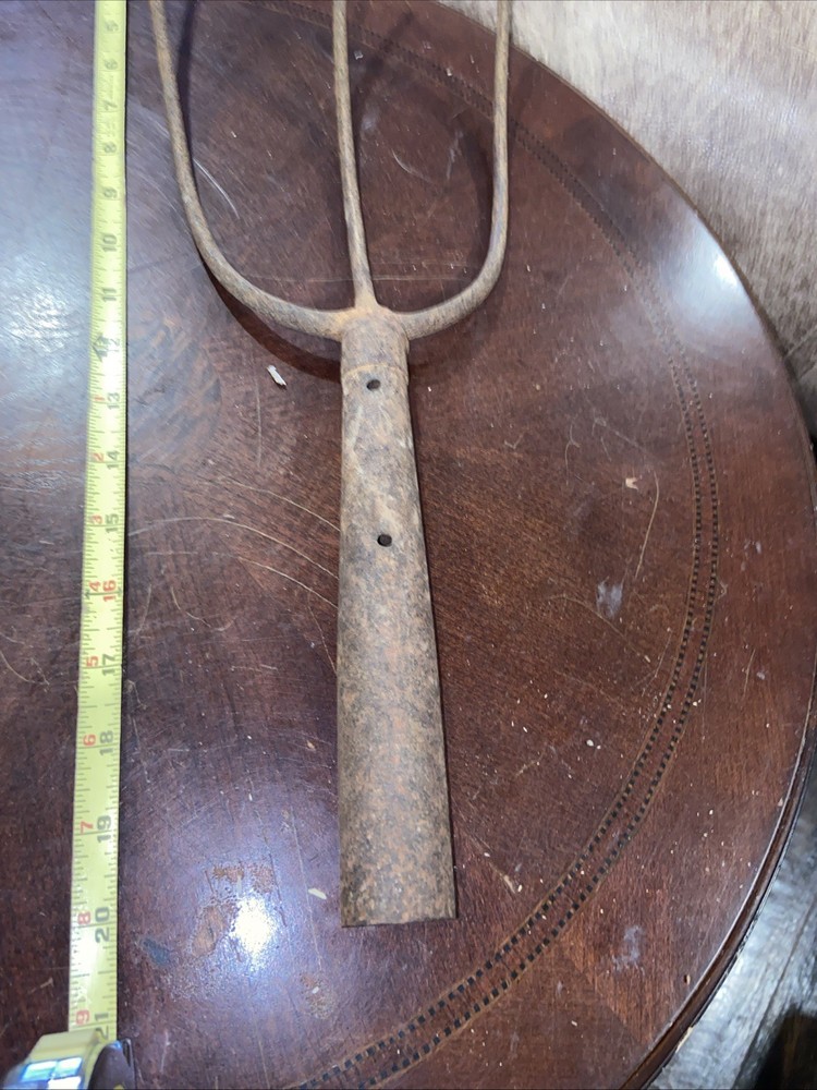Fork Rake Head 3 Thines Rusty Rustic no handle Original Vintage Primitive Metal