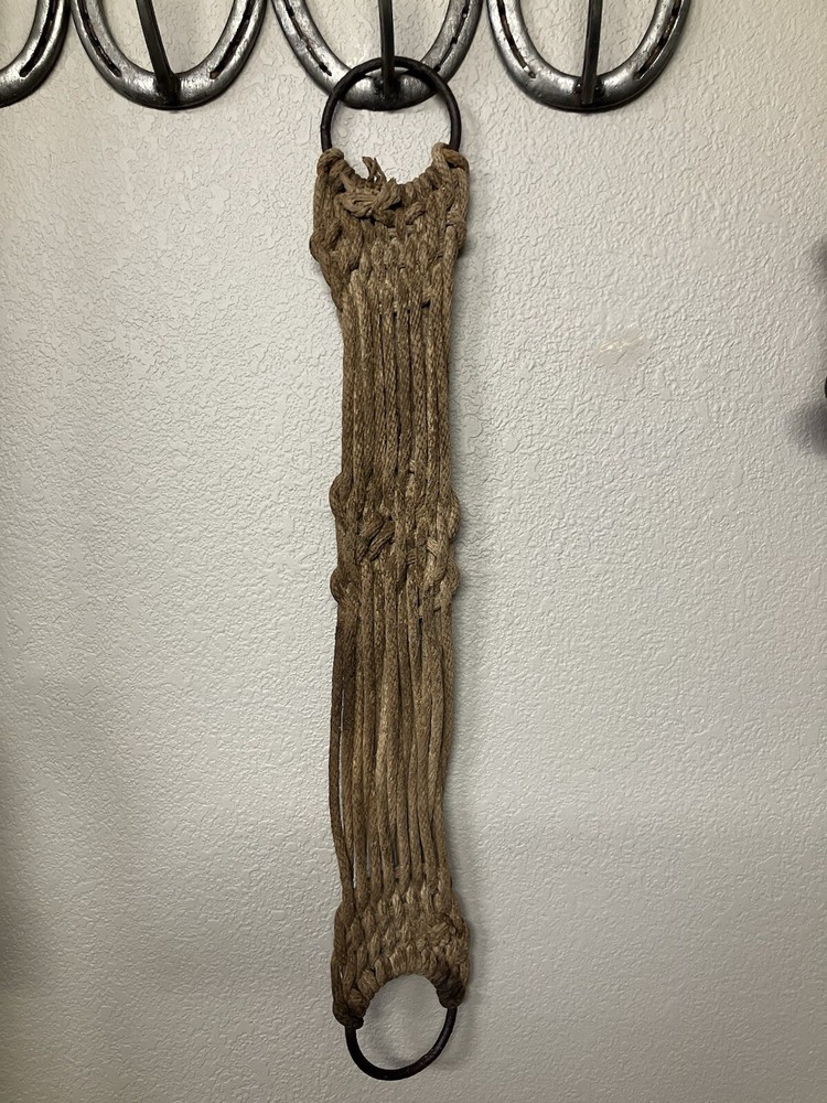 Rustic 26 1/2” Rope Cinch
