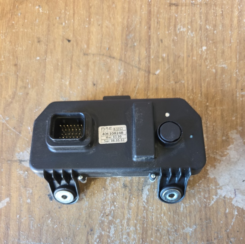 DUCATI INSTRUMENT PANEL 40610824B