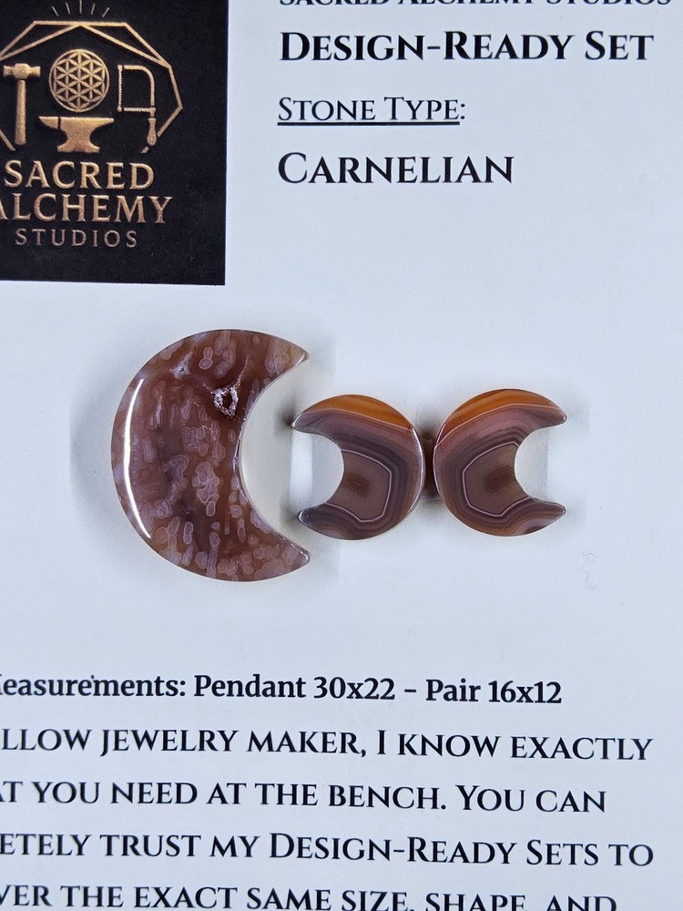 Crescent Moon - Carnelian - Design-Ready Set