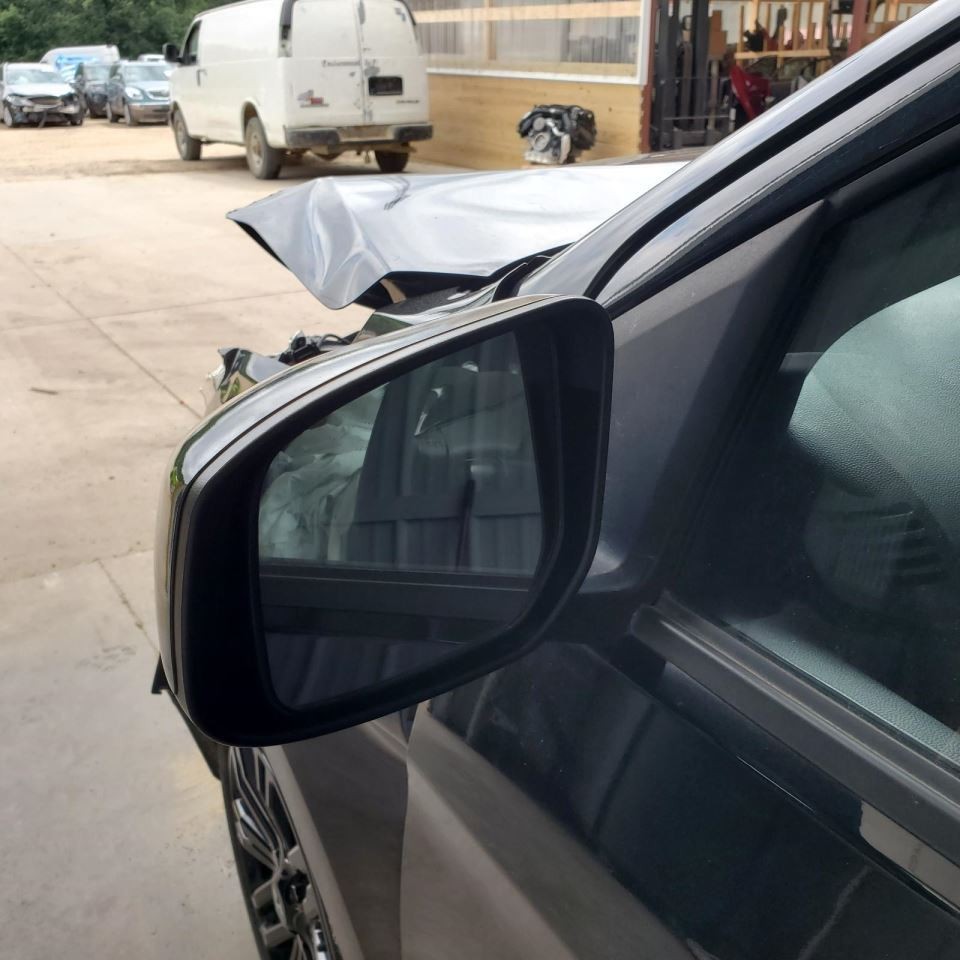 MIRAGE 2022 Camera/Projector 1107693