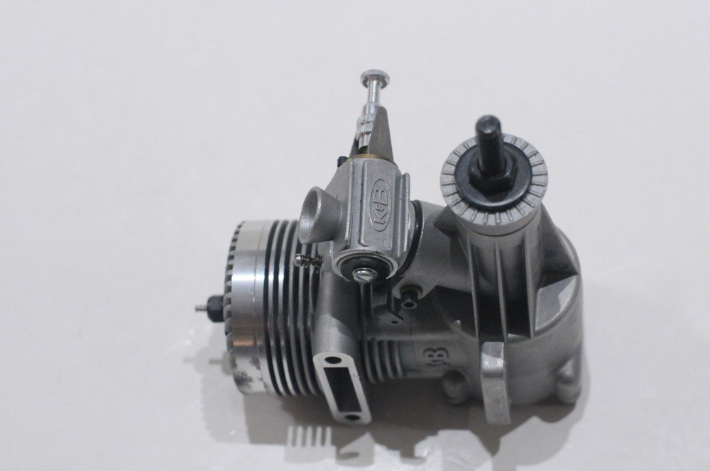 K&B 65 SPORTSTER R/C GLOW PLANE ENGINE NEW