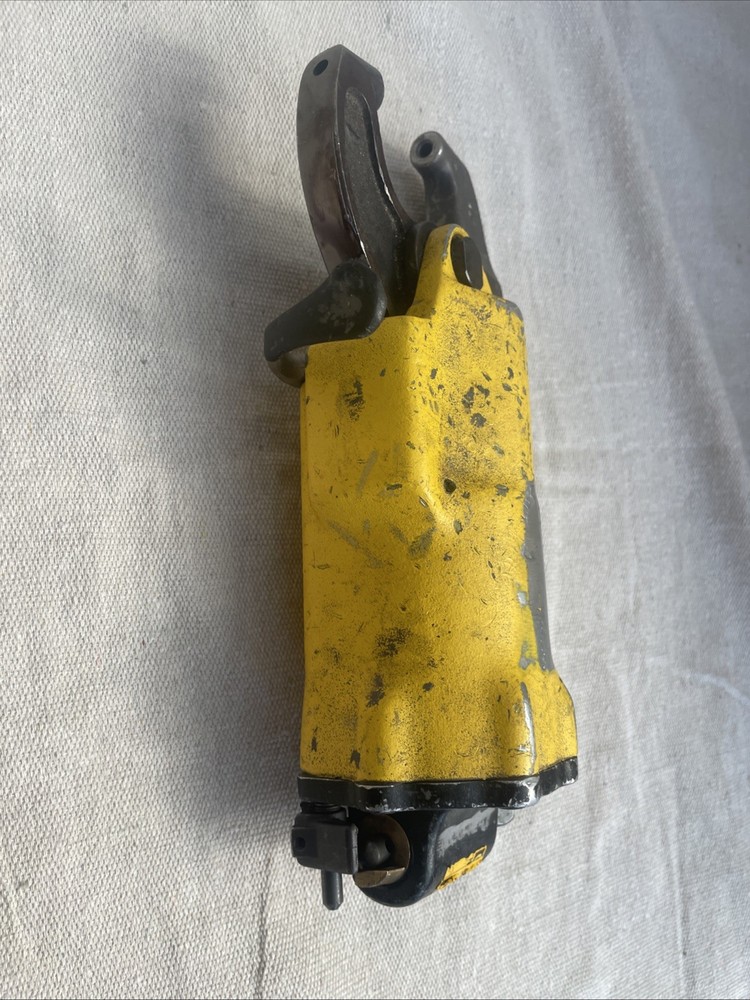 U.S Industrial Pneumatic Tandem Rivet squeezer
