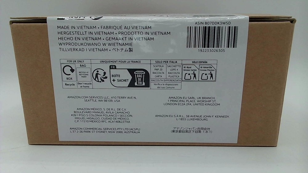 Amazon Basics USB Plug-n-Play Computer Speakers PC Laptop Black