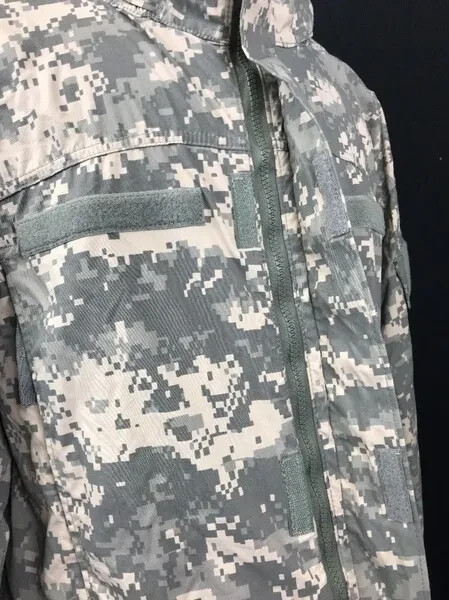 USGI ECWCS Gen 3 Level 5 Small Regular ACU Digital Camo Soft Shell Jacket
