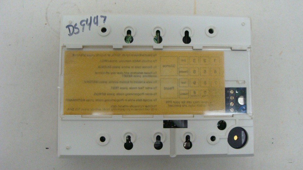 DS DETECTION SYSTEMS 9447 DS9447 4-wire LCD KEYPAD TOUCHPAD FOR FIRE SYSTEM
