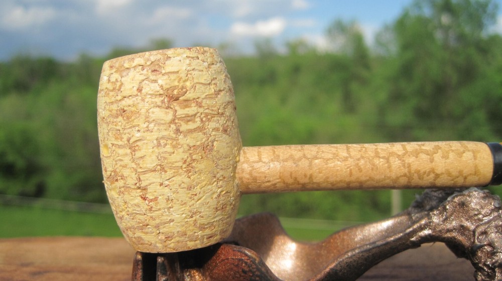 Unbranded Corn Cob Tobacco Smoking Estate Pipe