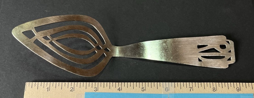 Arts & Crafts Deco Hand Cut Silver Pie Server Unique LOOK !