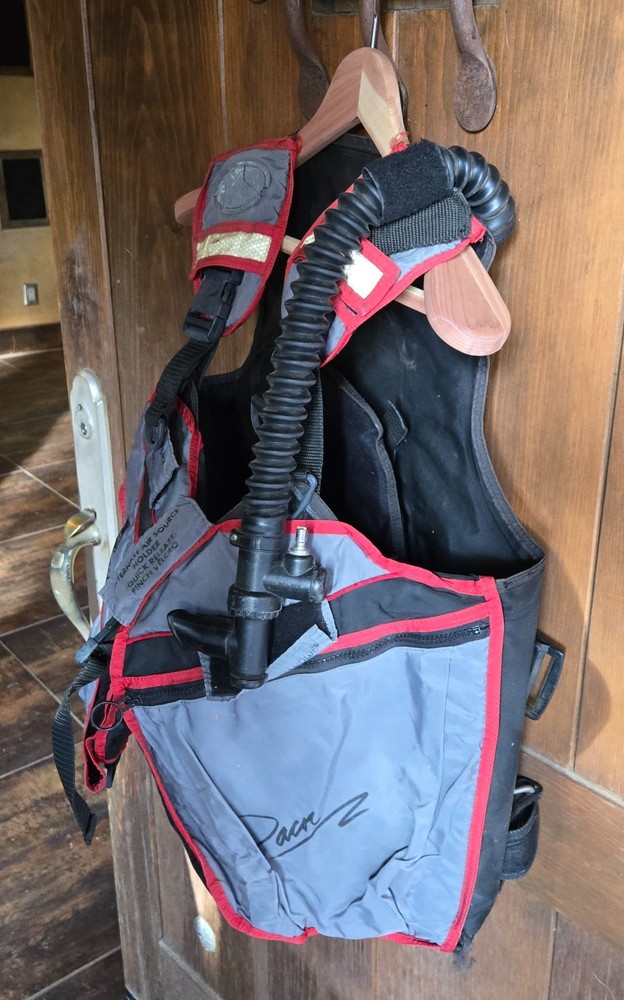 Dacor Chameleon BC Red, Gray & Black Large