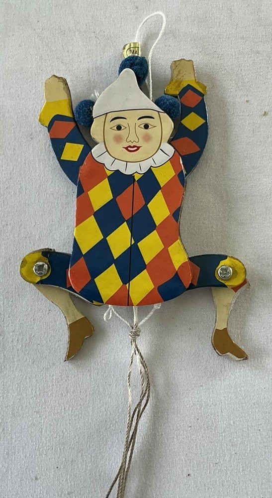 Wooden Pull String Jumping Jack