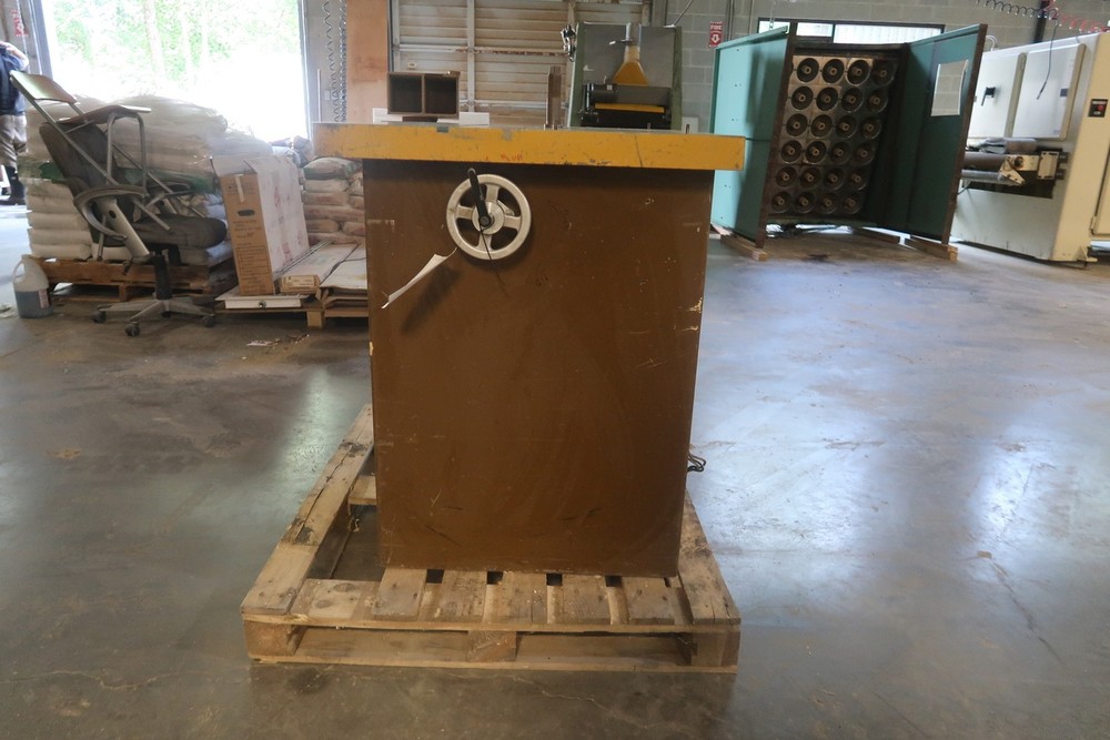 1992 RITTAL R10 Shaper