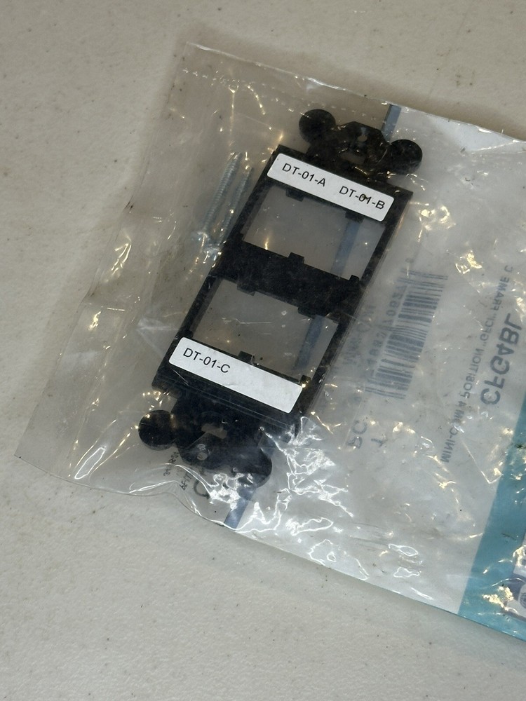 Panduit CFG4BL Mini-Com 4 Position GFCI Frame C NEW