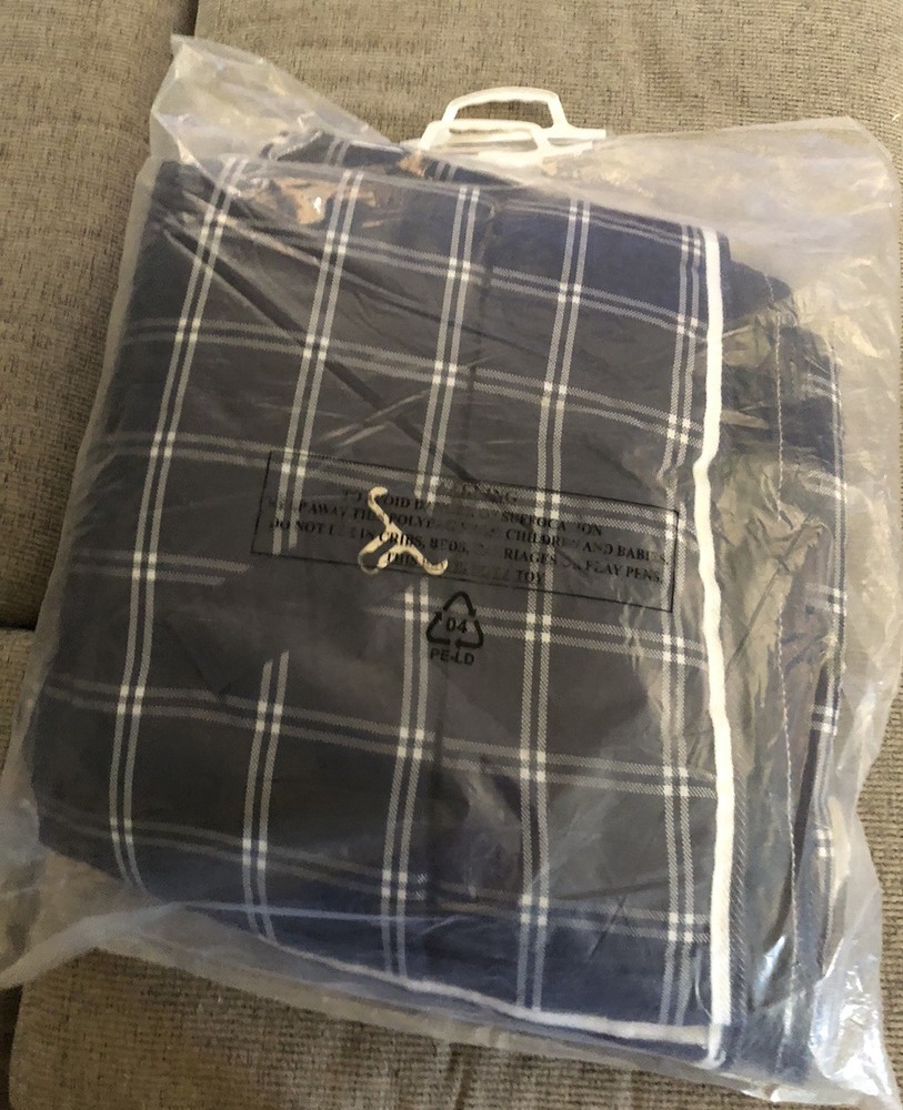 Saxon 1200D PP Stable Rug Standard Neck Medium Fill-75”