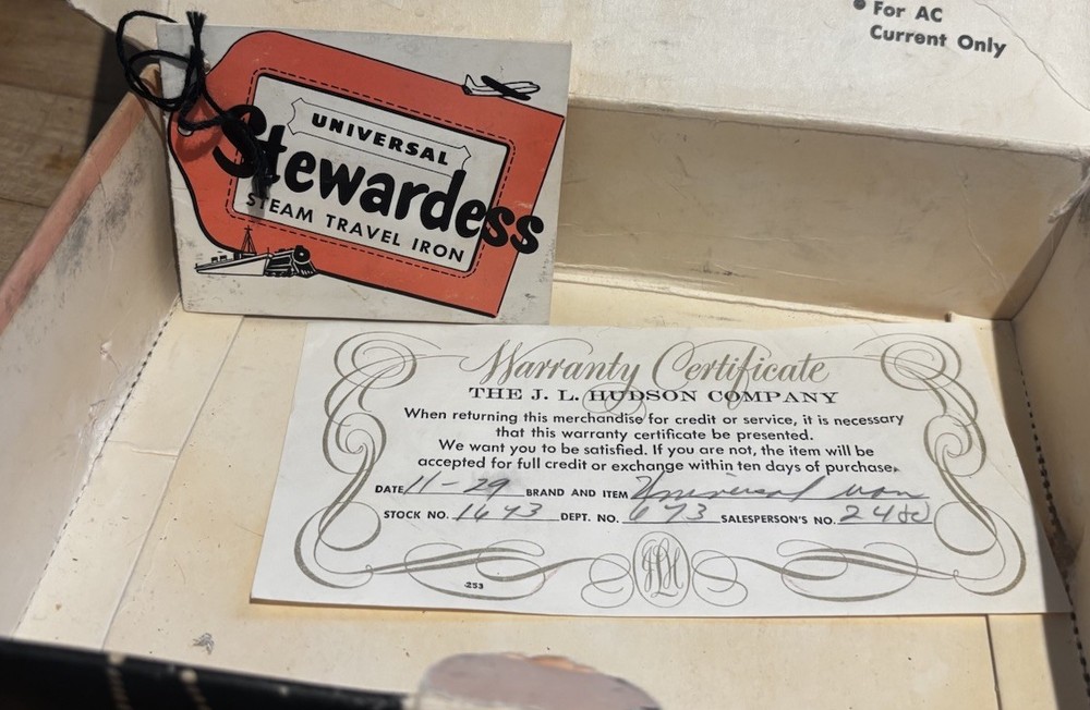 General Electric Travel Steam Iron Tested & WORKING