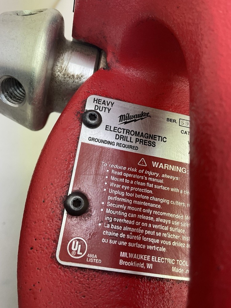 Milwaukee Cat. 4202 Electromagnetic Drill Press Base NEW