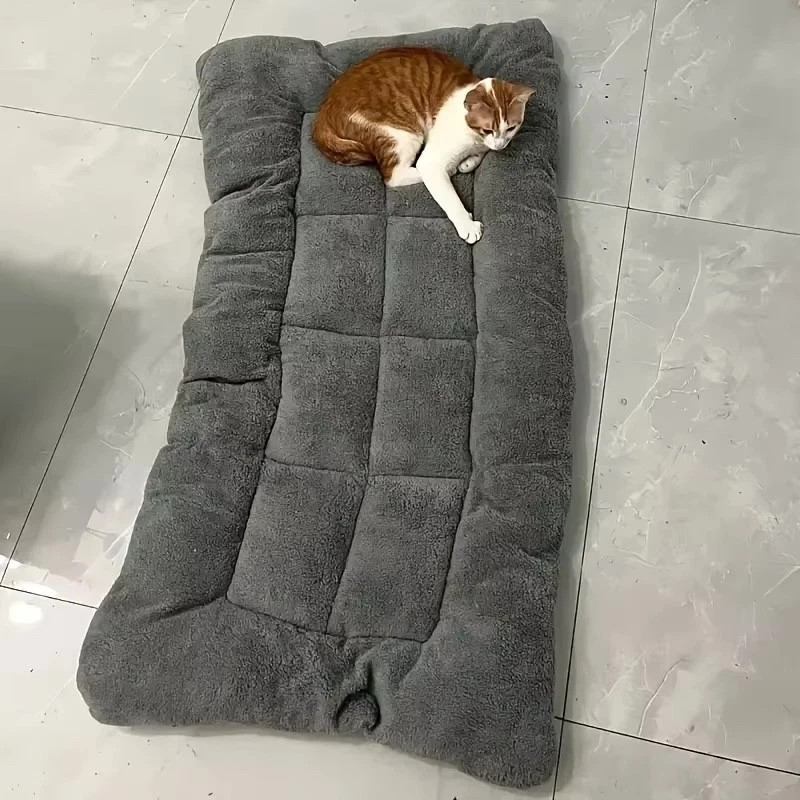 XXLargePlush Dog Bed Sofa Thickened Super Soft Polyester Pet Mat