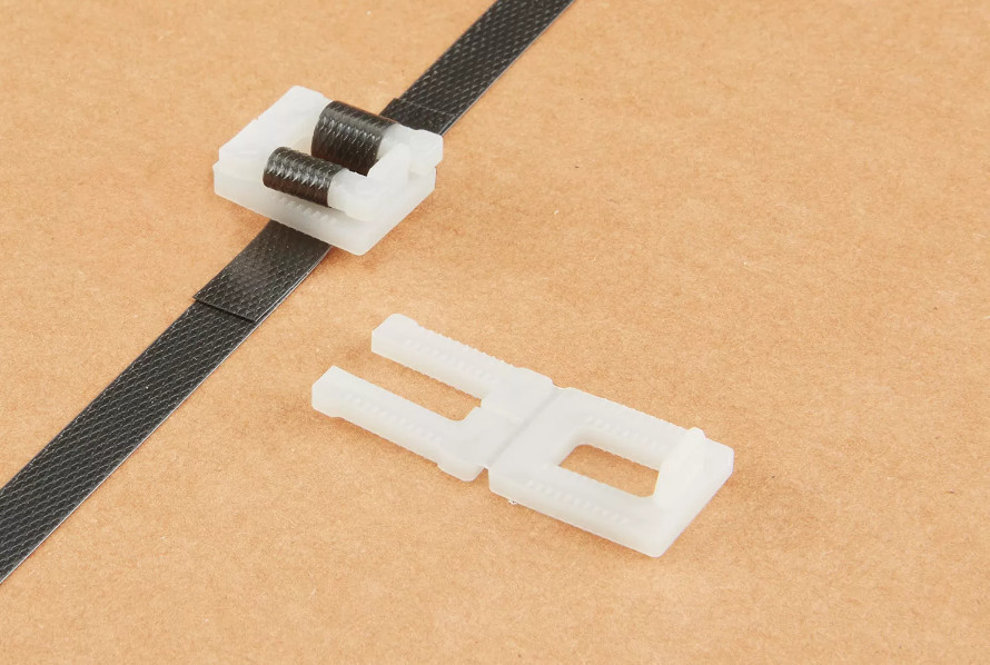 PLASTIC BUCKLES FOR POLYU STRAPPING 1/2"