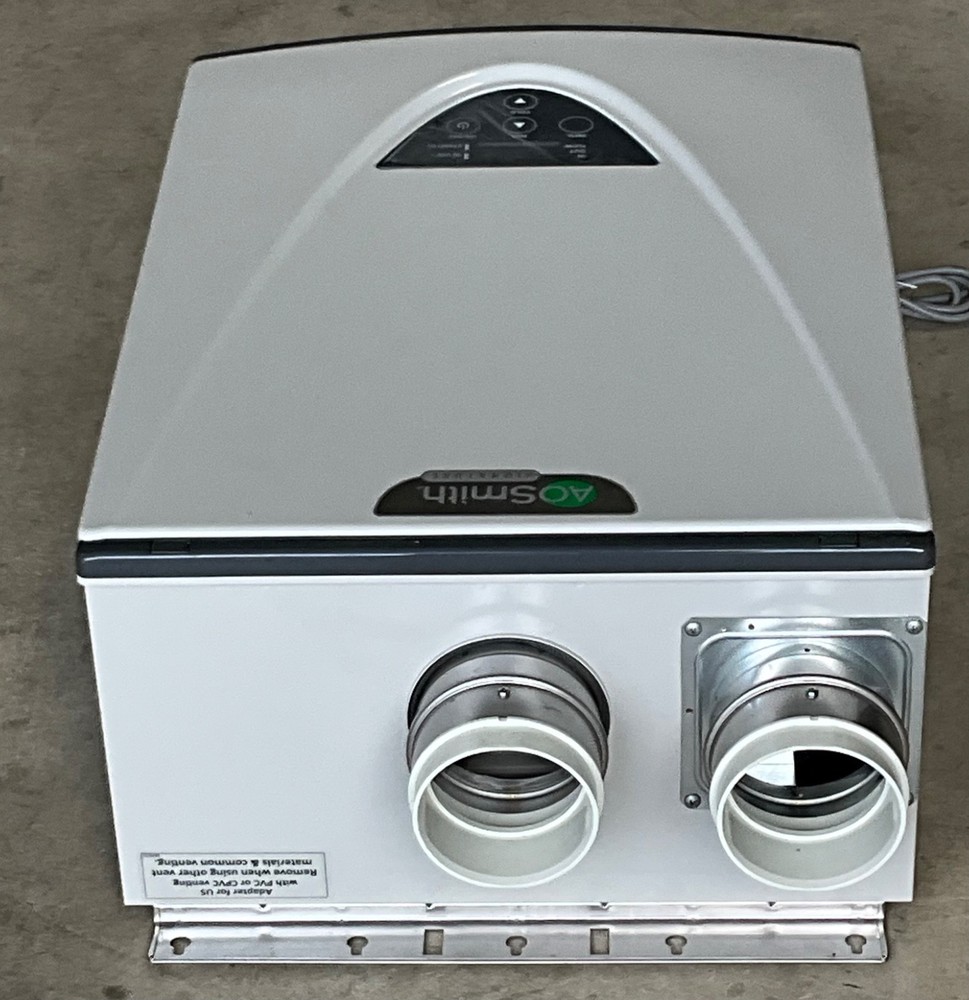 AO SMITH NATURAL GAS TANKLESS ON DEMAND WATER HEATER, AT-H3J-DV-N, NEW, NO BOX