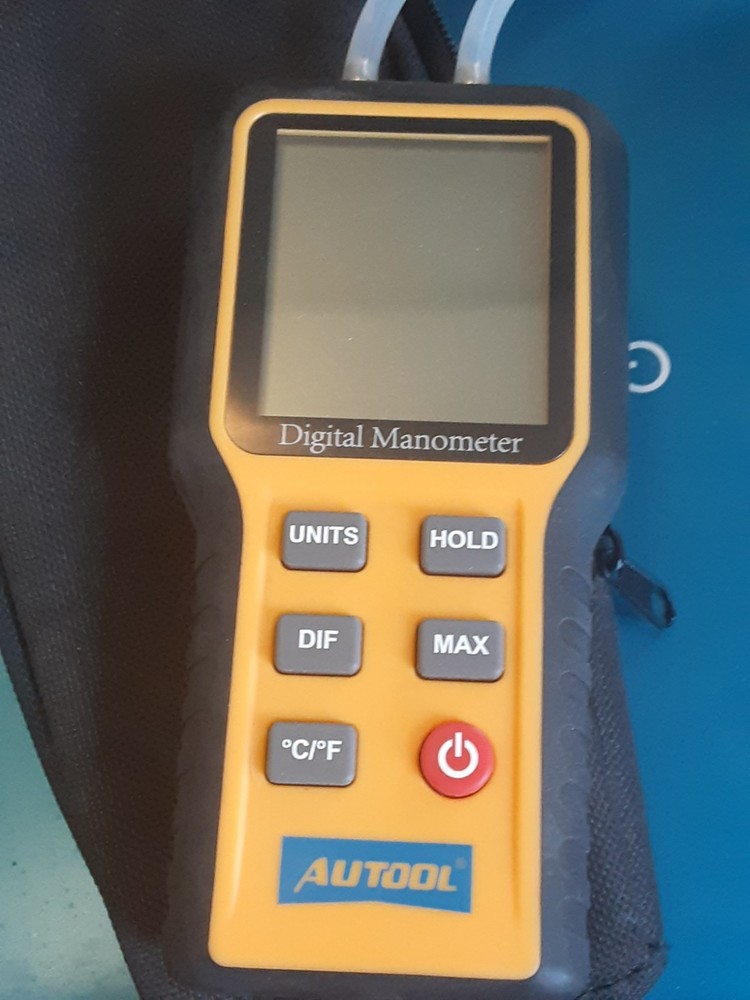 AUTool Digital Manometer – HVAC / Pressure Testing Meter