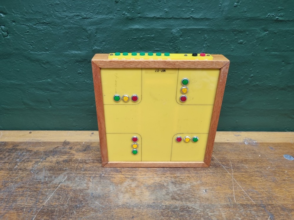 ELECTRICAL VINTAGE DISPLAY TEST TALKING PIECE EX COLLEGE