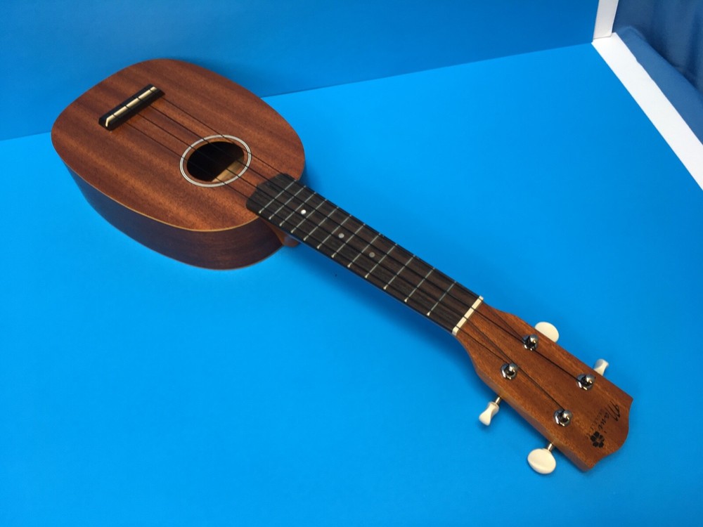 Maui Uke Model PK-155