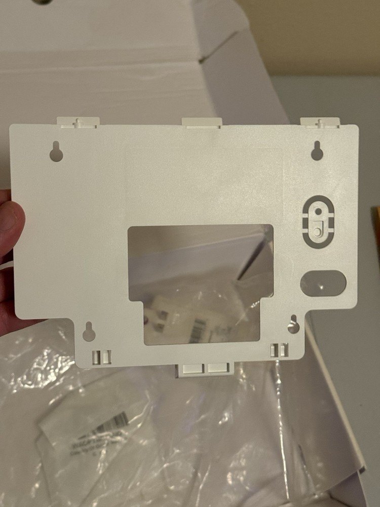 Honeywell Lyric 7" Controller Panel White LCP500-L Open Box