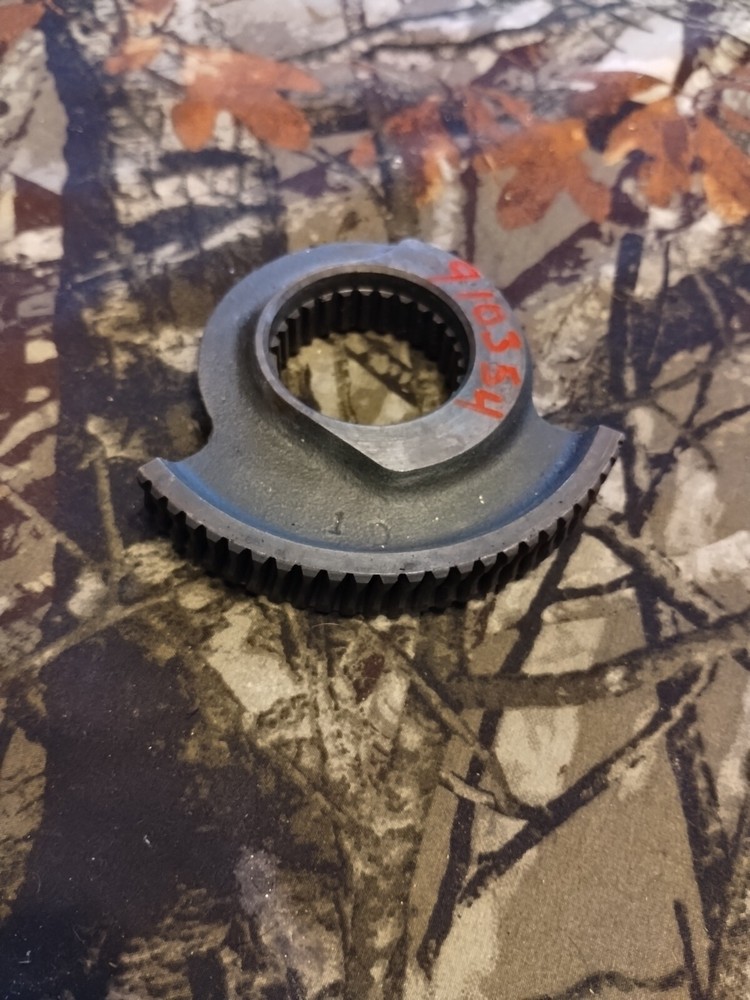 Worm Wheel ( Steering) 910354 Omc