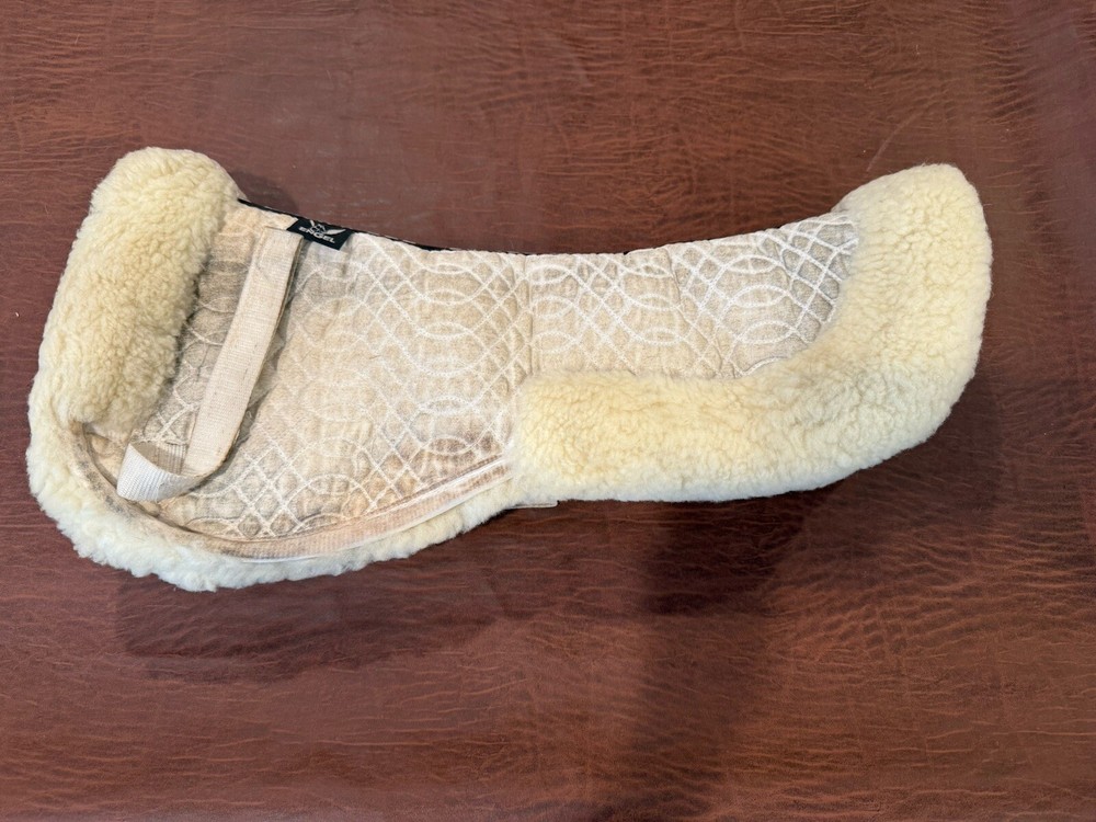 Engel Sheepskin Half Pad Saddle Pad Medium - Gently Used