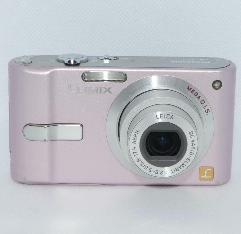 Panasonic LUMIX DMC FS2 Pink Compact Digital Camera Untested Condition
