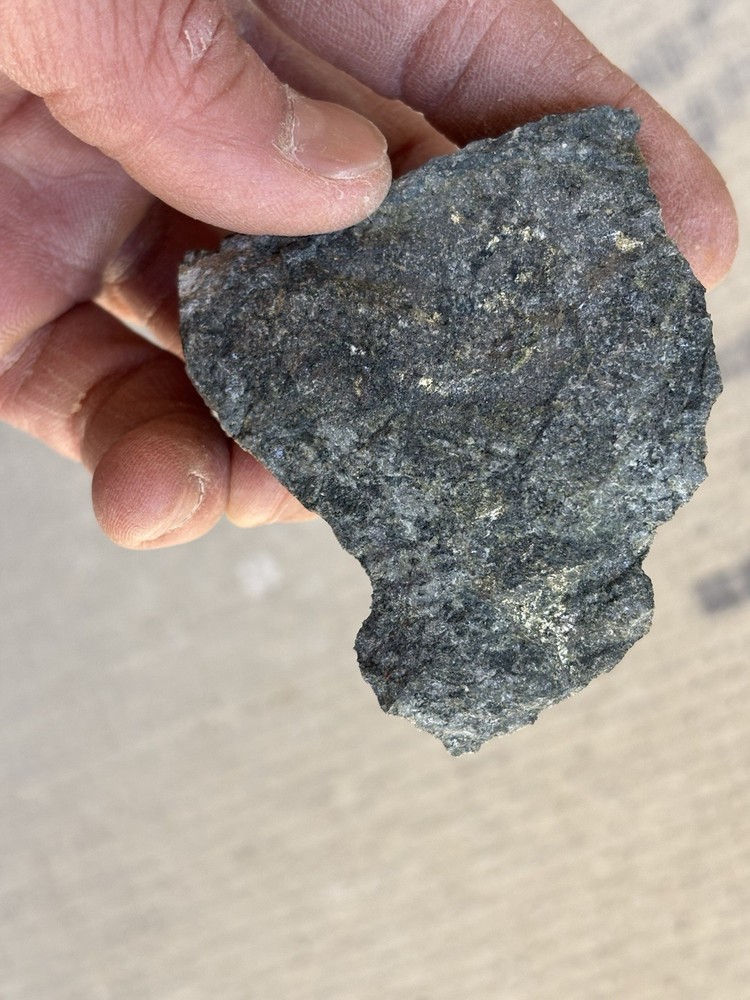 green stone gold ore 128g